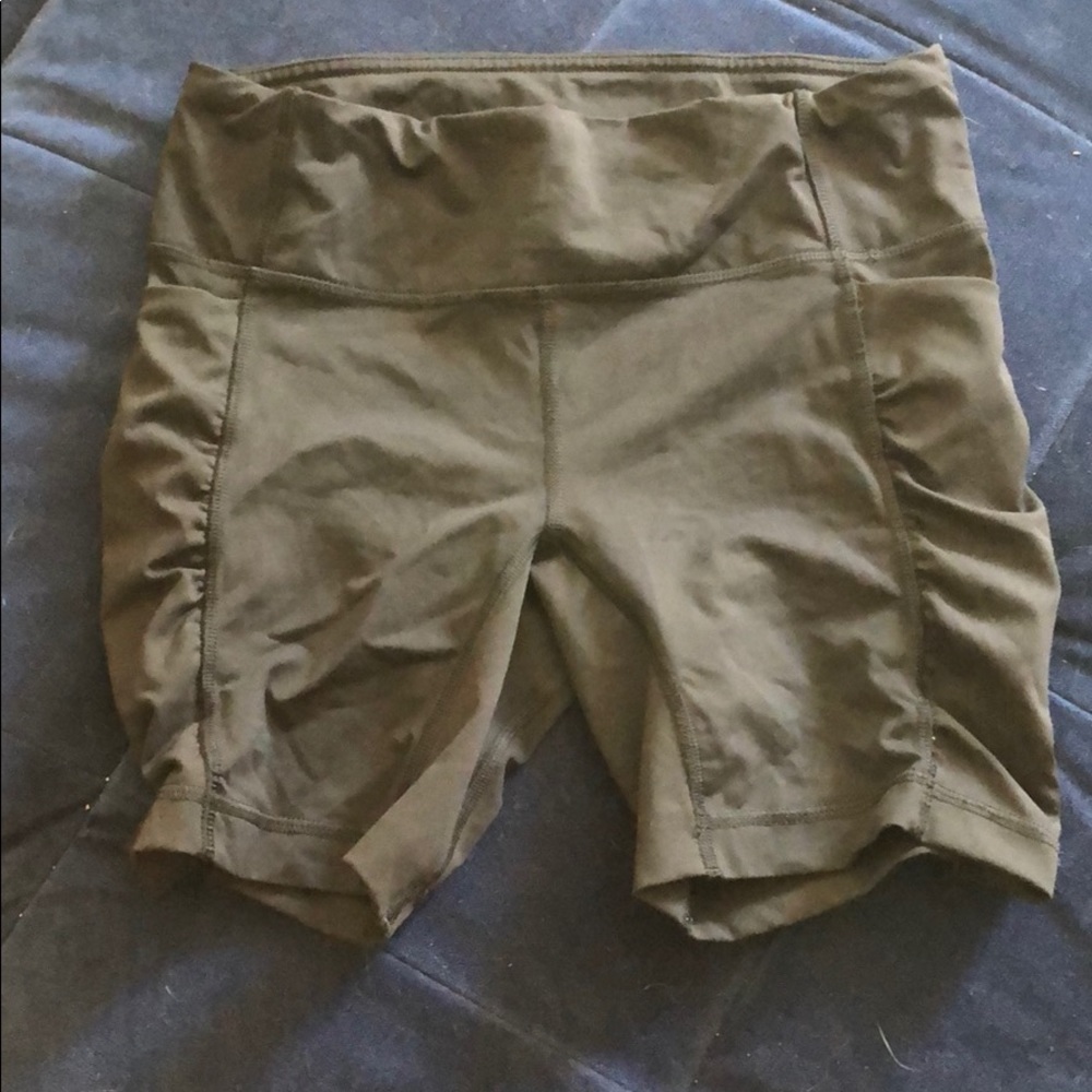 Lululemon black bike shorts